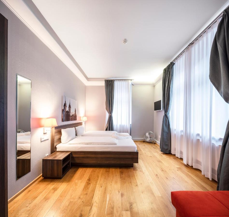 Living-World Heidelberg Exterior foto