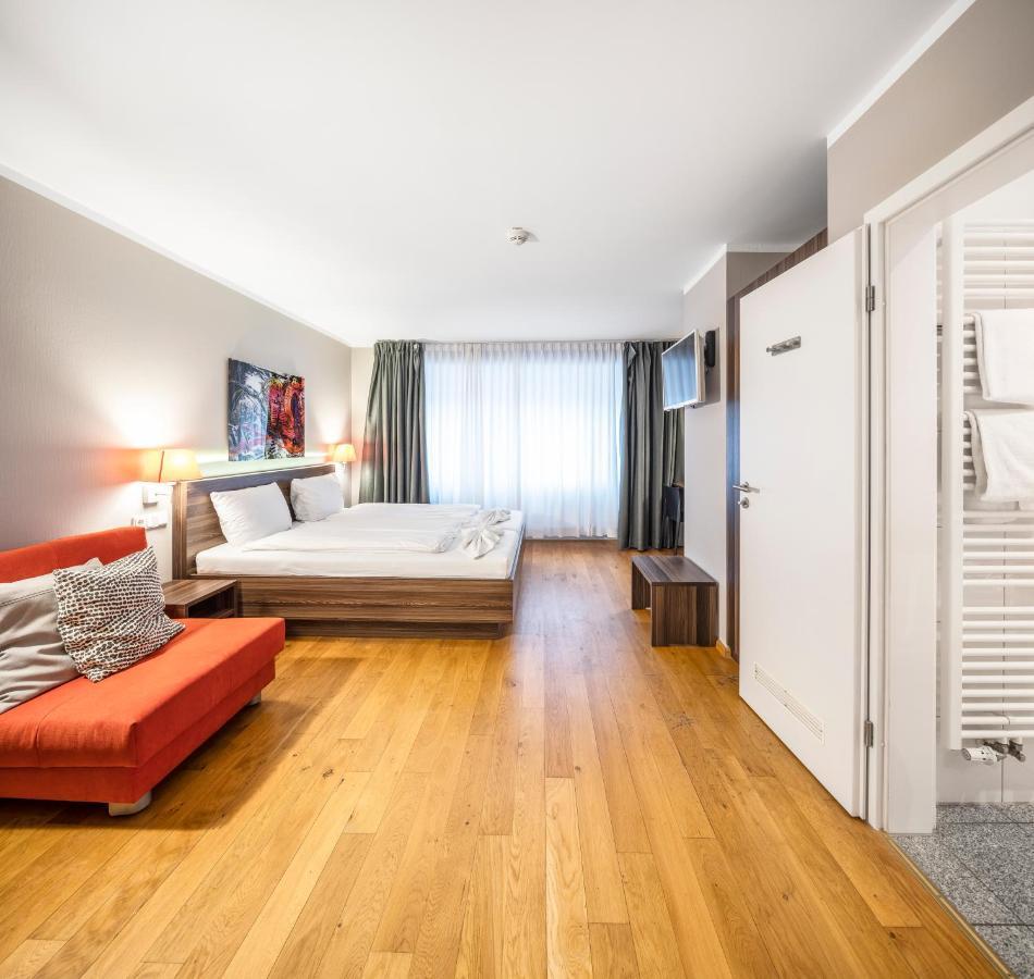 Living-World Heidelberg Exterior foto