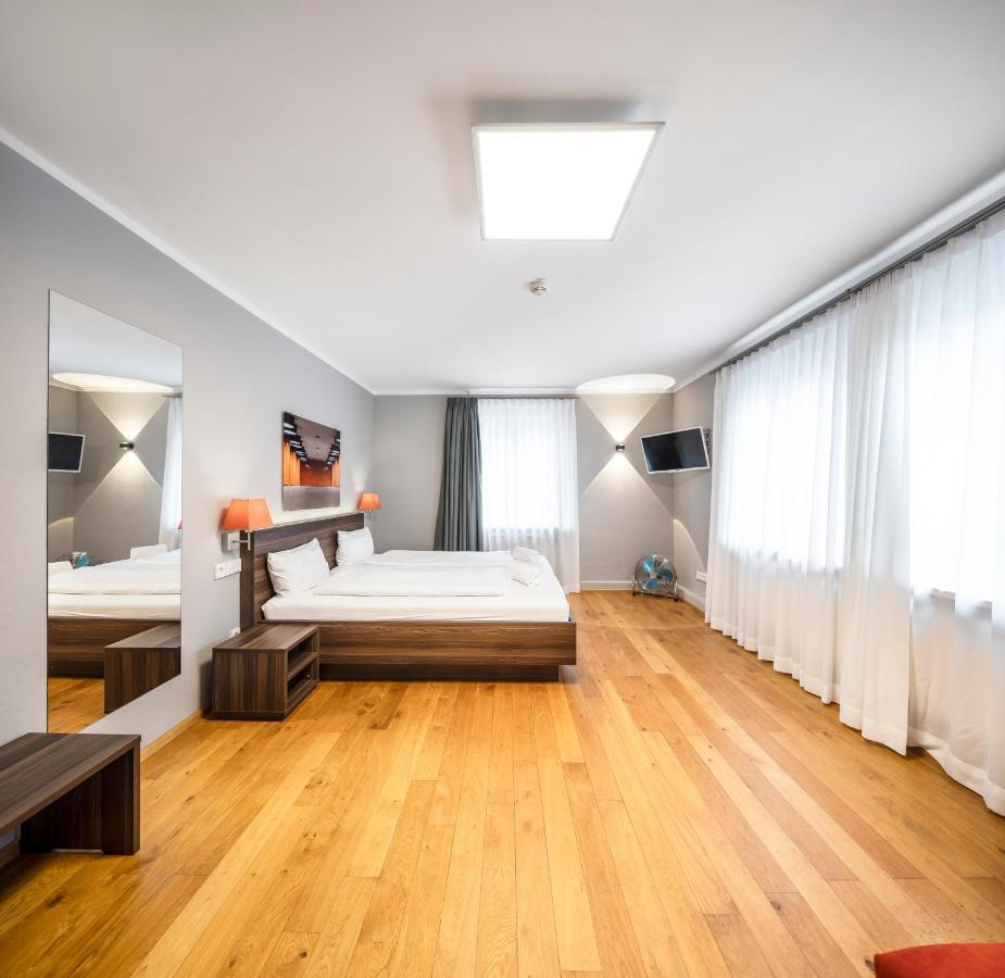 Living-World Heidelberg Exterior foto